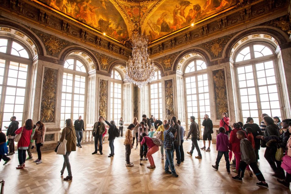 Gardens of Versailles Walking Tour & Palace Entry - Hidden Groves, Fountains Timing, and Le Nôtre’s Design Rules