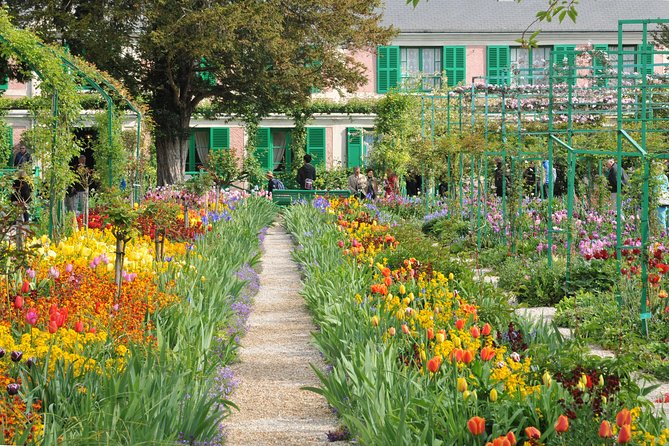 Giverny and Monet's Garden Half-Day Trip from Paris - Skip-the-Line Entry at Fondation Claude Monet