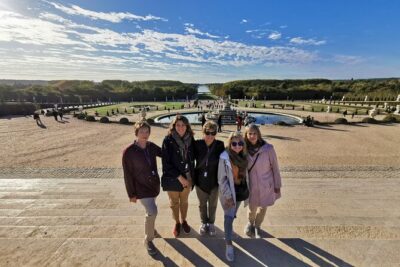 Giverny and Versailles Full Day Private Guided Tour wih Hotel Pickup - Entering Versailles with a guided palace focus