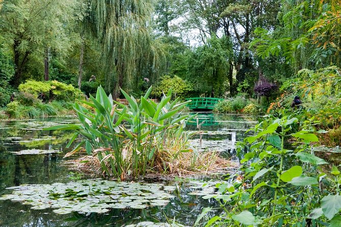 Giverny and Versailles Full Day Private Guided Tour wih Hotel Pickup - What $845.90 per person really buys you on this private day