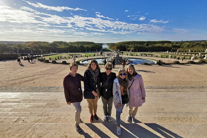 Giverny and Versailles Full Day Private Guided Tour wih Hotel Pickup - Entering Versailles with a guided palace focus