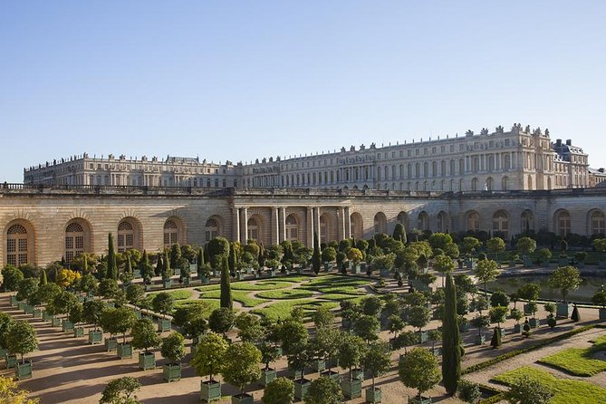Giverny and Versailles Private Full-Day Tour - Hotel Pickup and the Private Minivan Reality Check