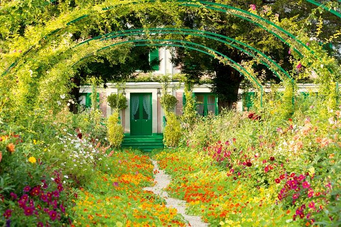 Giverny - Claude Monet's House & Gardens - Private Trip - Price and Value: What $620.12 Per Group Really Means