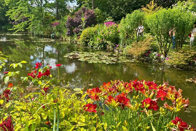 Giverny Half-Day Small-Group Tour from Paris – Max 7 Guests - Why a max-7 Giverny group works better than a big-bus day