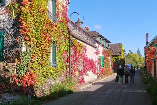 Giverny Half-Day Trip from Paris with Private Driver - The Seine Valley Drive: Scenery Plus Story Time