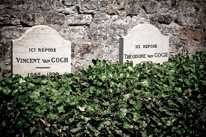 Giverny Monet's Garden & Auvers-sur-Oise with Van Gogh House Full Day From Paris - Maison de van Gogh (Auberge Ravoux): The Last Days in a Real Building