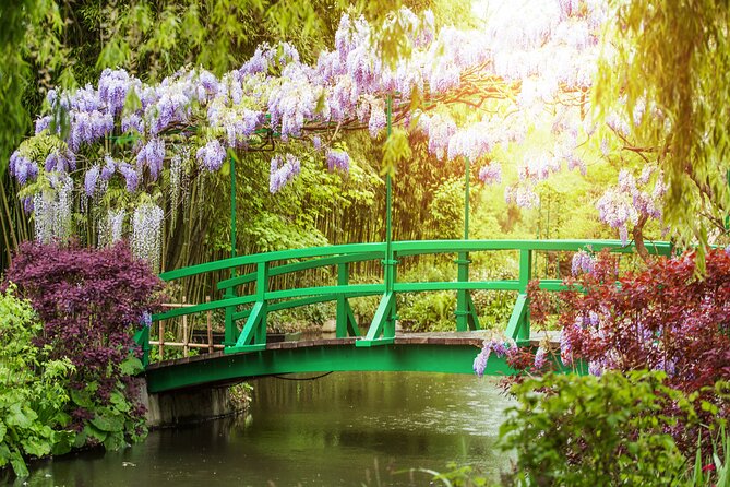 Giverny Monet's Gardens Entrance Ticket with Transport from Paris - Fondation Claude Monet: the gardens that set the tone