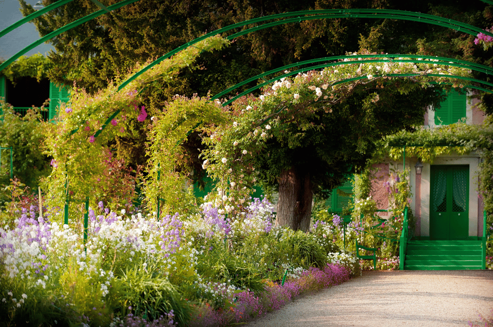 Giverny: Monet's House & Gardens Private Guided Tour +Ticket - Key Things That Make This Monet Tour Worth Your Time