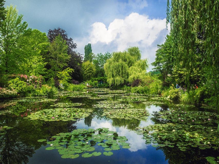Giverny Private Guided Walking Tour - Monet’s House: Impressionism starts with the man, not the myth