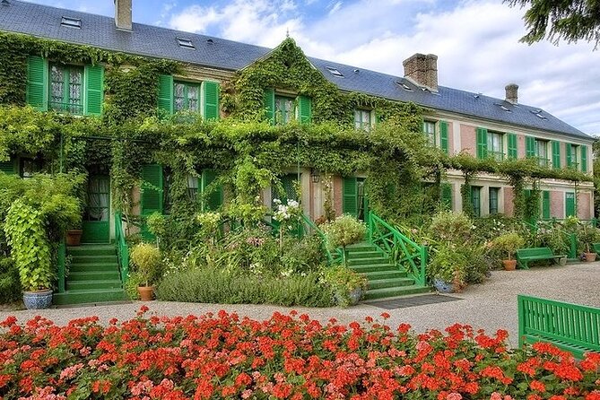 Giverny & Versailles Day Trip From Paris with Professional Guide - Start at 6 Rue de lAmiral de Coligny: logistics that keep you stress-free