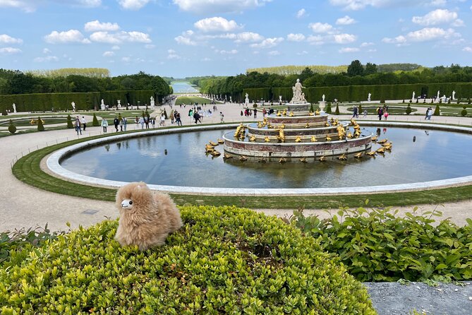 Giverny & Versailles Private Guided Tour with Ticket Entry - Grand Trianon and Petit Trianon: the calmer side of royal life