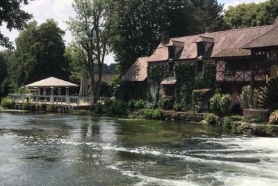 Giverny's House & Gardens plus Versailles Palace Day Trip with Lunch from Paris - Fondation Claude Monet: the gardens people come for