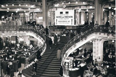 Guided Tour of Galeries Lafayette Paris Haussmann - Meeting at 40 Bd Haussmann and the small-group pace