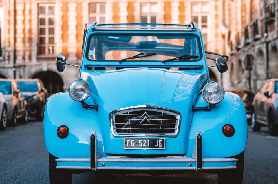 Guided Tour of Paris in Citroën 2CV - Price and value: $234 per group for a 1-hour Paris icon + side-street loop
