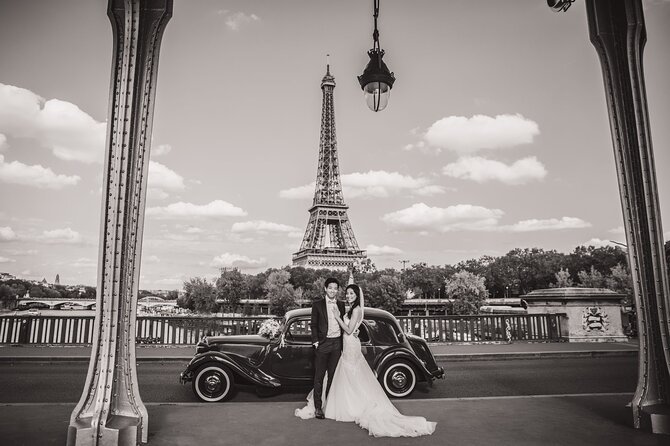 Guided tour of Paris in Citroën Traction Avant or DS 21 - Notre-Dame and the Pantheon: two different tones, one route