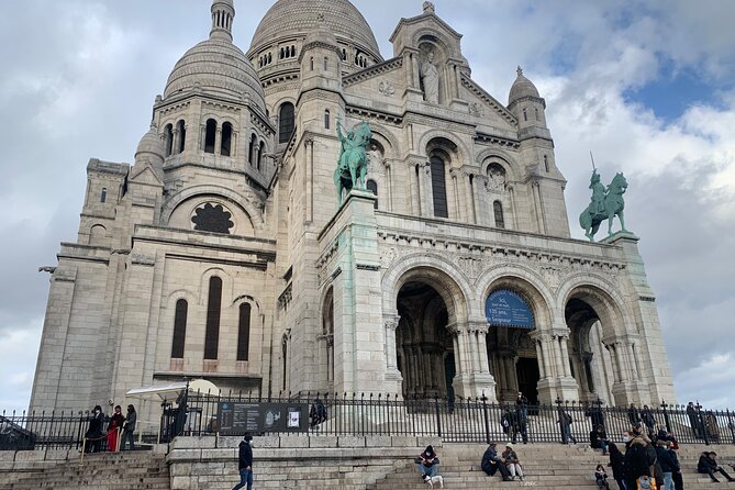 Guided Tour of Sacré-Coeur and Montmartre - Should You Book the Guided Sacré-Cœur and Montmartre Tour?