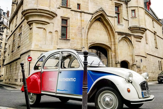 Half day trip in Paris in a vintage and convertible car with a Parisian - Who this half-day 2CV tour suits best