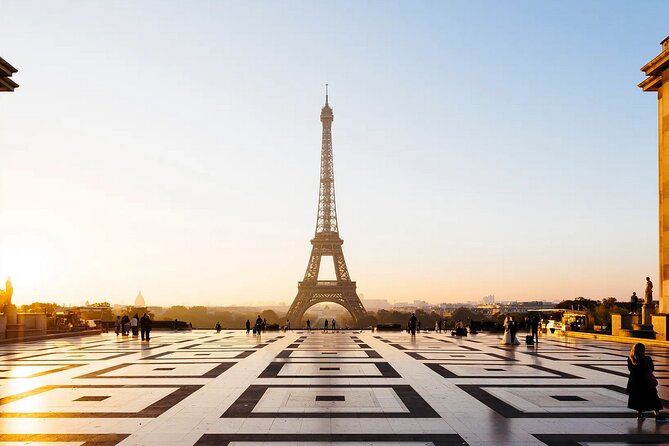 Half-day Walking tour with Fun Guide & Arc du Triomphe Tickets - Where it starts and ends (and why that’s useful)