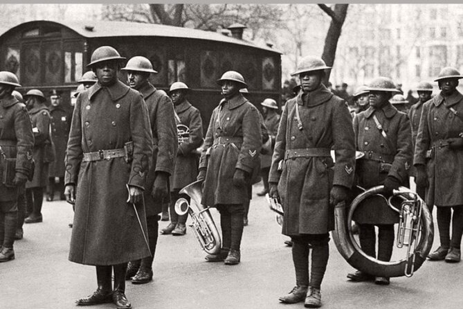 Harlem in Paris : the Birth of Jazz in France (Small Group Walking Tour) - Entering the jazz world: Ellen’s A/V intro sets the pace