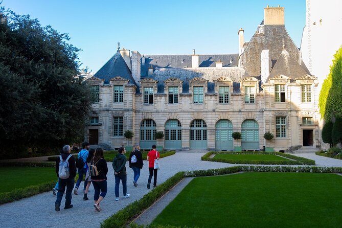 Hidden Paris: Explore Medieval Marais on a Walking Tour - A 3pm stroll through the medieval Marais, not just postcard Paris