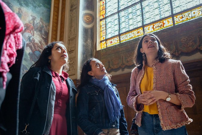 Highlights & Hidden Gems of Ile de Cité & the Left Bank: Private City Tour - Notre-Dame Area Exterior Views: More Than a Famous Facade