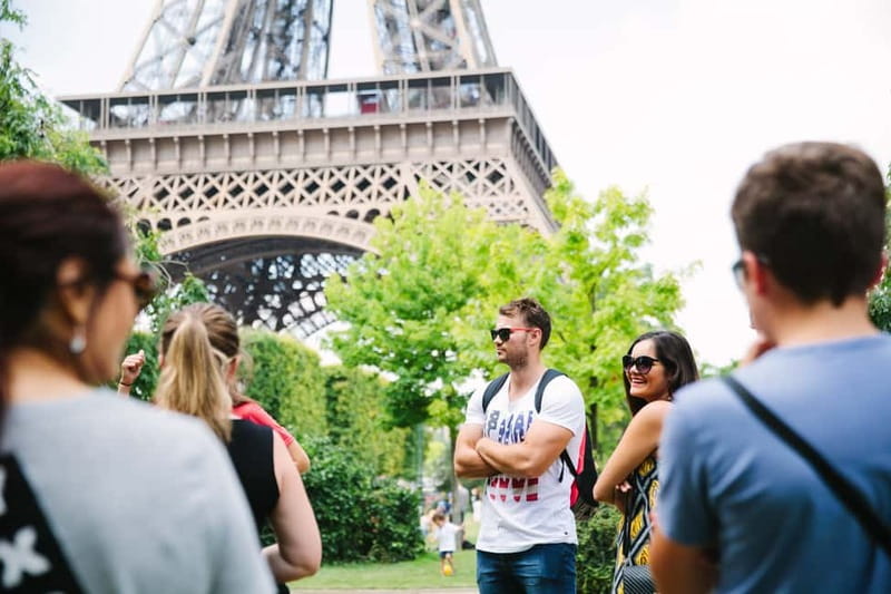 Highlights of Paris Bike Tour in English or Dutch - Starting at Dupleix (Metro line 6) and ending where you began