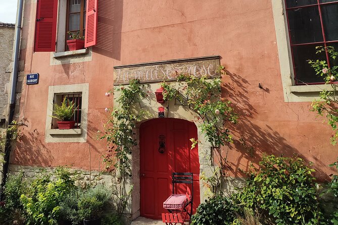 Hiking Adventure in Van Gogh's Footsteps with 6 miles walk - What’s included (and what you must bring)