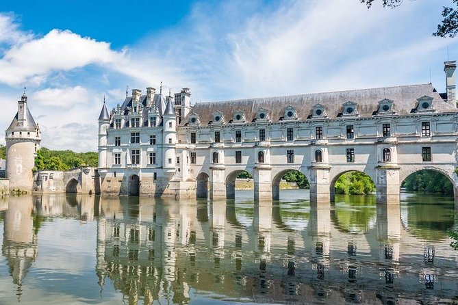 Incredible Loire castles tour with lunch and a vineyard visit - Price and value: what you’re paying for