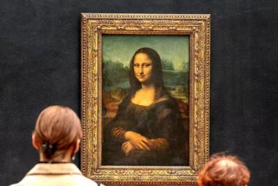 Insider Louvre: from a Royal Palace to a museum - The Louvre highlights that fit in one afternoon: Mona Lisa, Venus, crown jewels