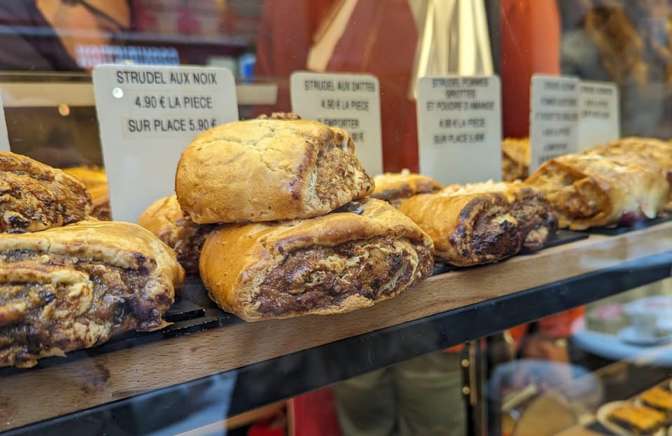 Jewish Marais - Yiddish world : Walking tour and pastries - Rue des Rosiers and the Pletzl: the heart of the neighborhood story