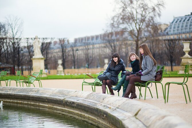 Kickstart Paris Private Tour. City Highlights for Newcomers - Louvre area without the pressure to rush