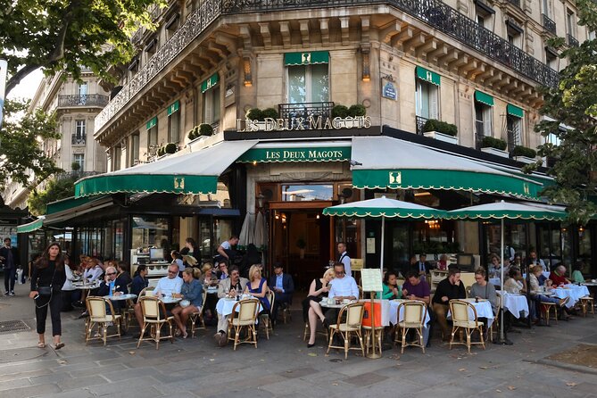 Kickstart Paris Private Tour. City Highlights for Newcomers - Metro ride to Invalides: saving time without skipping the story