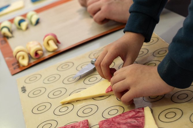 Kids in the Kitchen - CrOisSaNtS - What the 1 hour 30 minutes actually feels like