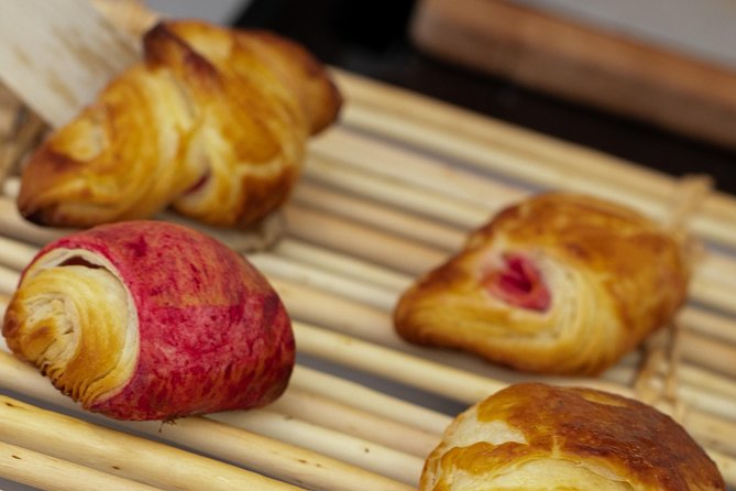 Kids in the Kitchen - CrOisSaNtS - Logistics that matter: meeting point, transit, and the stairs reality