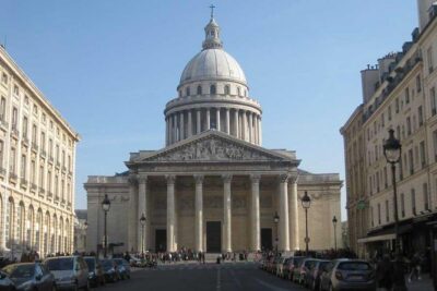 Latin District 2-Hour Private Tour: from the Middle Ages to Midnight in Paris - Price and logistics: what $73.27 is really covering