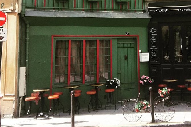 Latin District 2-Hour Private Tour: from the Middle Ages to Midnight in Paris - La Sorbonne: institutions you can feel just by walking