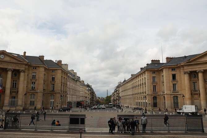 Latin Quarter 2-Hour Private Walking Tour - The Pantheon Area and Lutèce: A Mausoleum Dominating the View