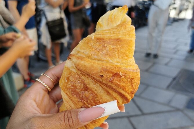 Latin Quarter Pastries & Chocolate Food Tasting Tour - Who should book this tour, and who should skip it