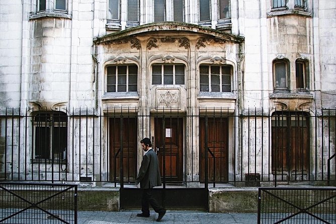 Le Marais District & Jewish Quarter Guided Walking Tour 12ppl Max - Price and value: why $59.69 makes sense here