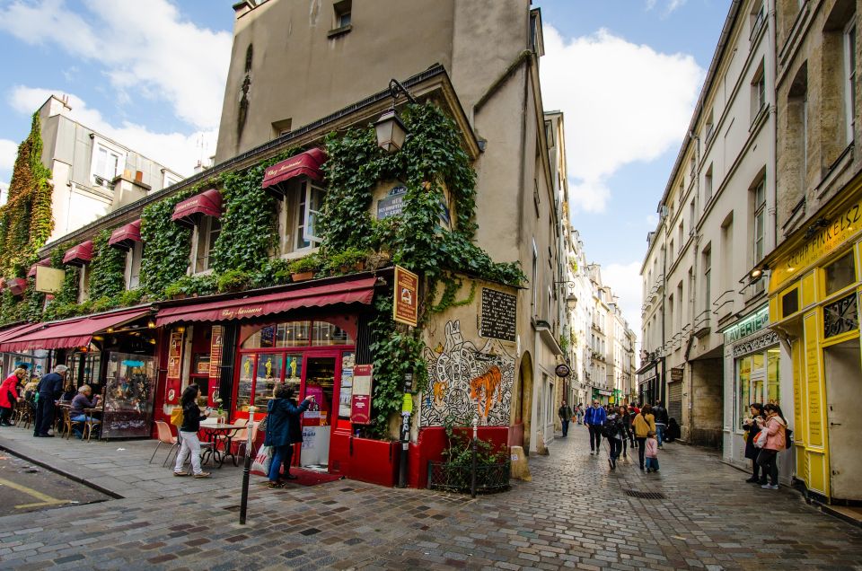 Le Marais: Explore Old Paris with a Local Host - Cobblestones, Boutiques, and Small Galleries You’ll Want to Revisit
