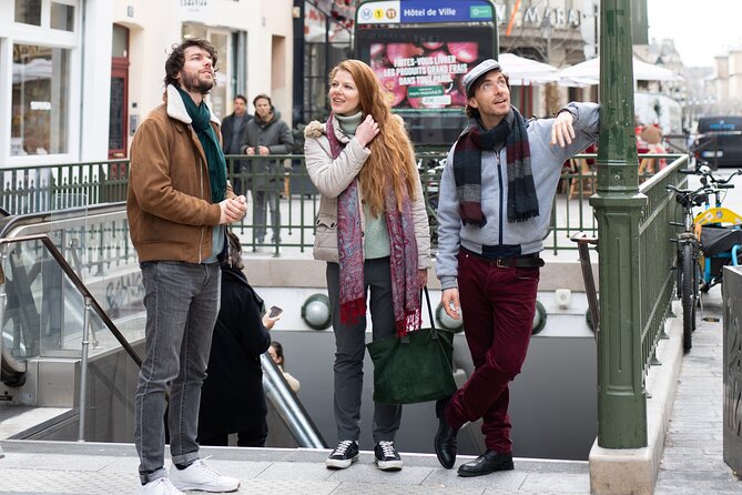 Le Marais Private Walking Tour with a Local, Explore its Old World Charm - Cobblestones, passages, and secret-feeling corners like Passage de l’Ancre