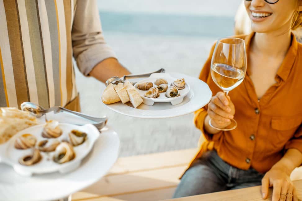 Les Marais: French Tastes and Drinks Private Foodie Tour - Stop-by-stop: from Le Sancerre to crepes at Place des Vosges