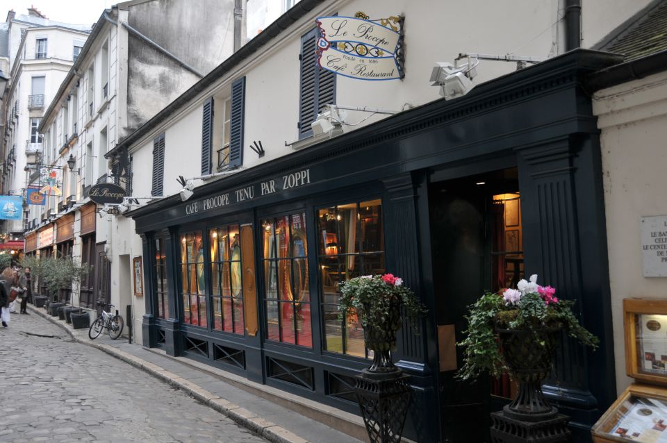 Lifestyle Tour of Saint-Germain-des-Prés - Why Saint-Germain-des-Prés Feels Different From the Rest of Paris