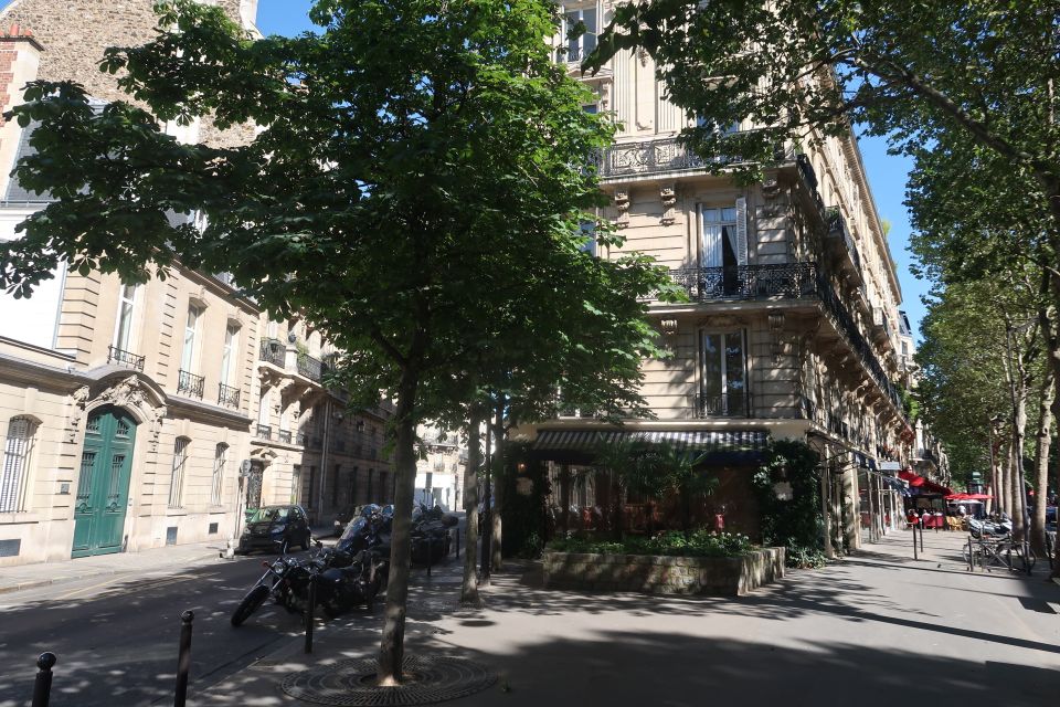 Lifestyle Tour of Saint-Germain-des-Prés - Meeting Point and Timing: How the 150-Minute Rhythm Works