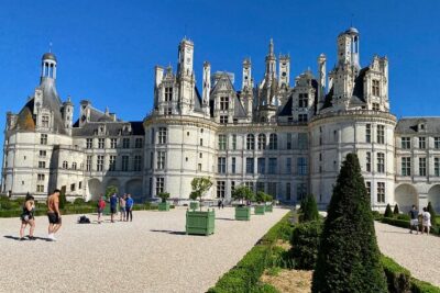 Live Guided Chenonceau, Chambord, Amboise Castles trip from Paris - Paris Pickup and the Drive Time You Should Expect