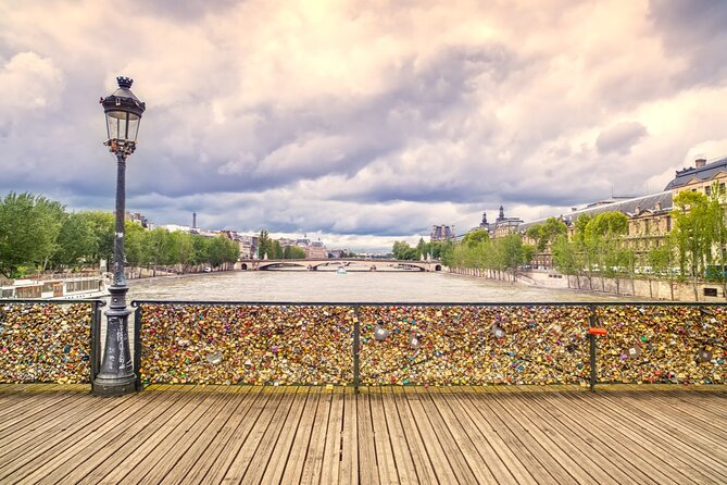 Live, Laugh, Love Along the Seine: Self-Guided Romantic Tour - Practical tips so the game feels smooth