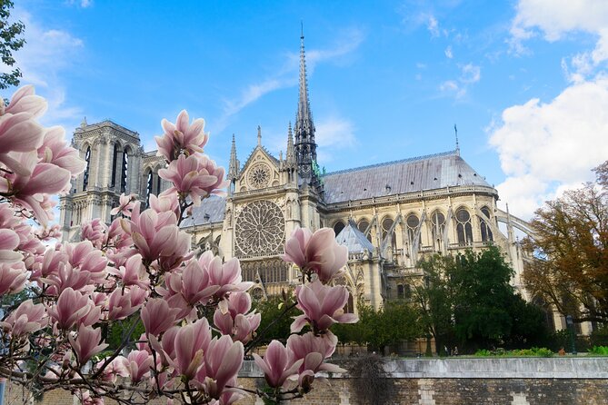 Live, Laugh, Love Along the Seine: Self-Guided Romantic Tour - Who should book this Seine quest