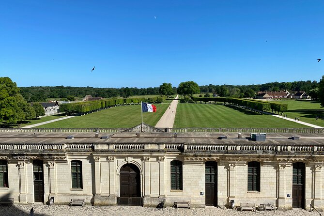 Loire Valley Castles Chenonceau Amboise & Da Vinci Small Group - Stop 2: Château Royal d’Amboise (14:00–15:30)