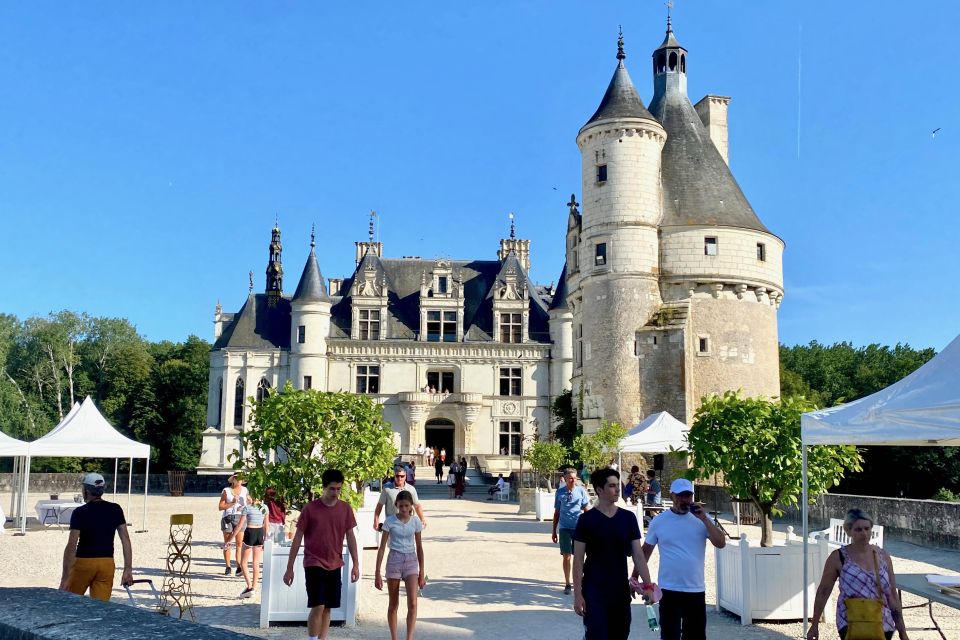 Loire Valley Castles: Chenonceau, Amboise & Da Vinci Trip - Château de Chambord: the one-stop you must treat like a highlight