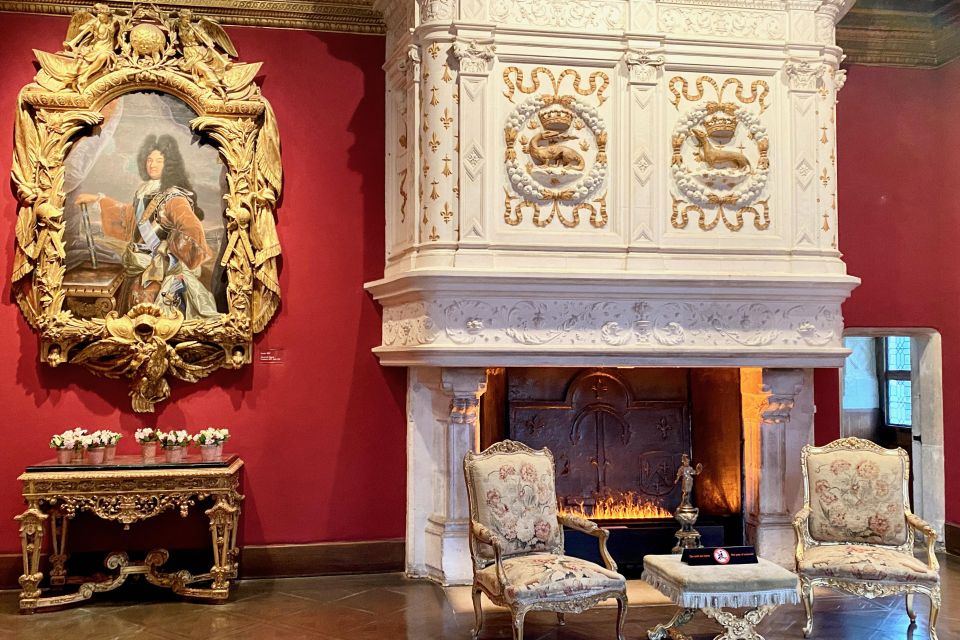 Loire Valley Castles: Chenonceau, Amboise & Da Vinci Trip - Clos Lucé: Da Vinci’s home museum and the underground link
